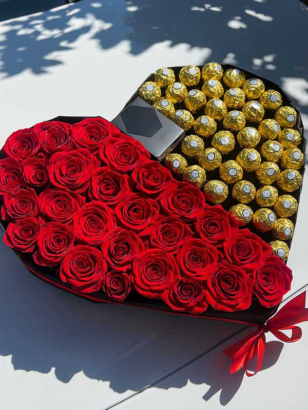 Mini Heart Roses & Ferrero Rocher Box