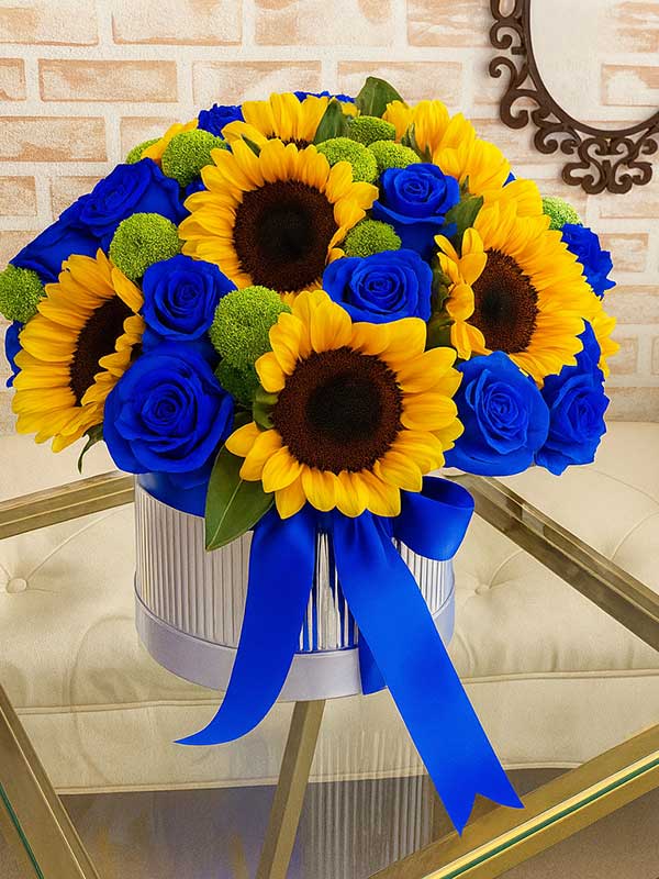 Blue Roses & Sunflowers Box