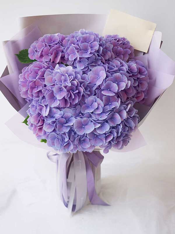 Grand Purple Hydrangea Deluxe Bouquet